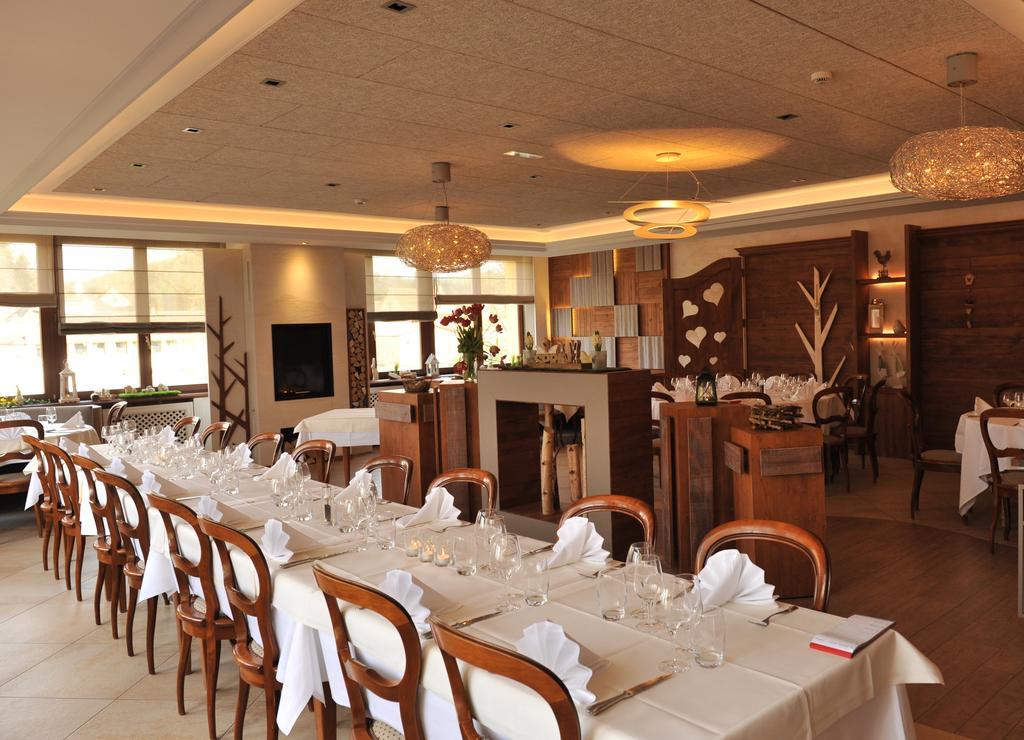 Restaurant A L'Aigle Hotel Wimmenau Kültér fotó